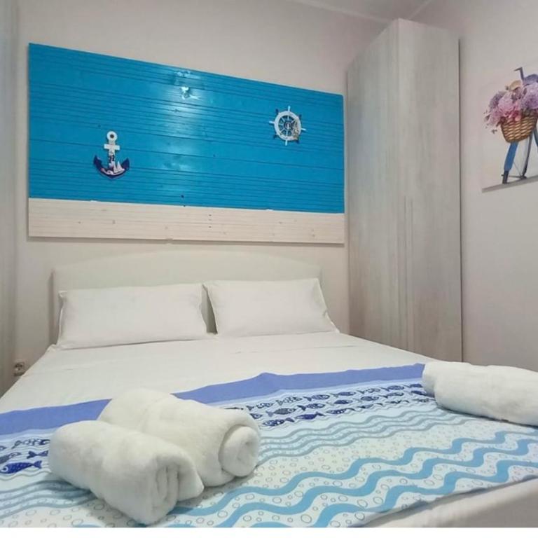 Casa Pierina-Centralissima con posto auto - Appartamento con 2 Camere da Letto - 2