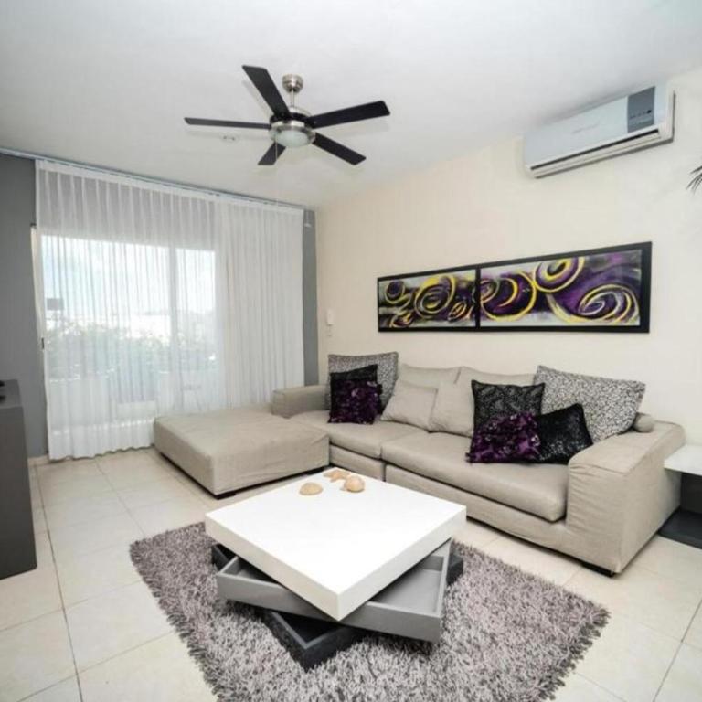 Encanto Riviera - One-Bedroom Apartment - 3