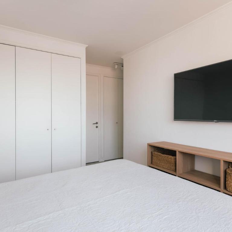 Golden Nomad 2D Barrio Italia - Two-Bedroom Apartment - 19