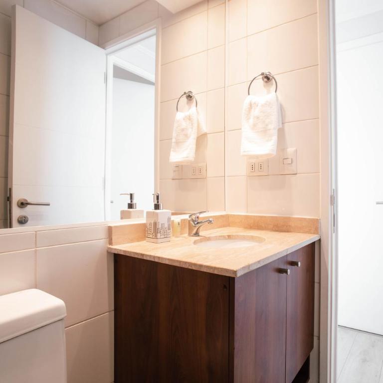 Golden Nomad 2D Barrio Italia - Two-Bedroom Apartment - 14