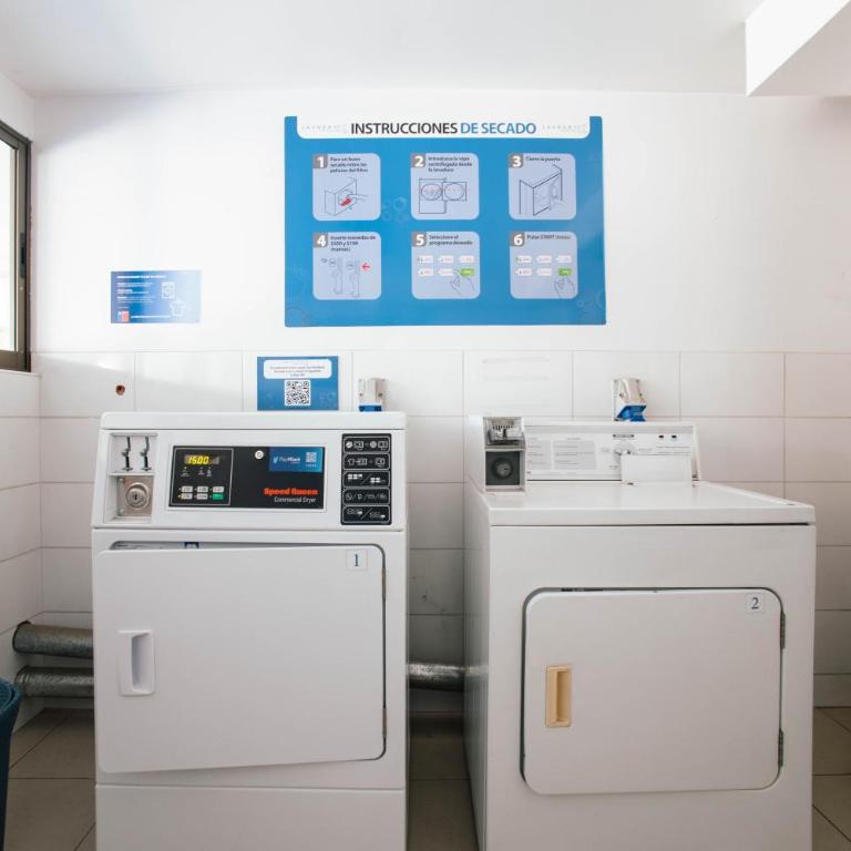 Golden Nomad 2D Barrio Italia - Two-Bedroom Apartment - 23
