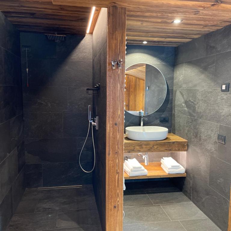 Hotel Piccolo Tibet - Suite con Sauna - 2
