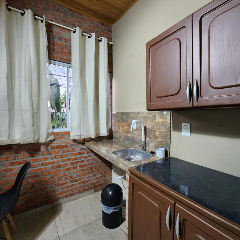 Ivy House Apart Hotel - Studio - Disability Access - 10