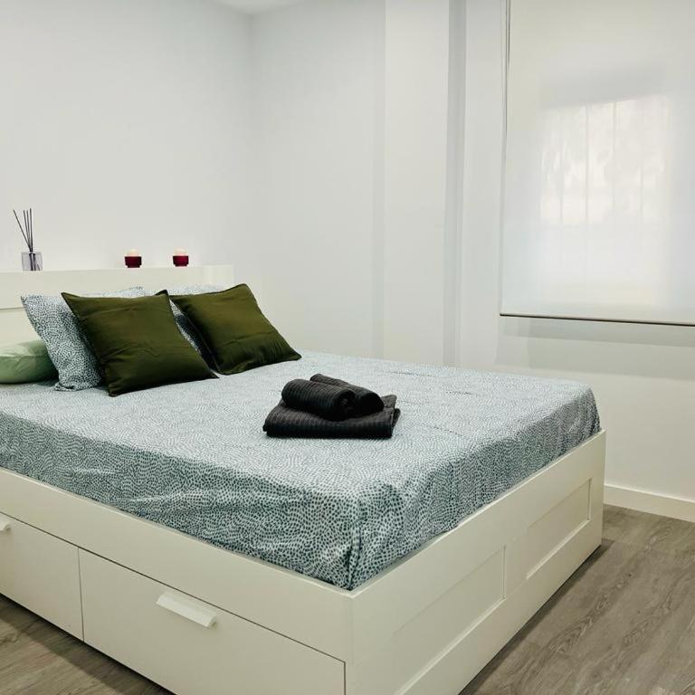 BEST FLAT NEAR REAL MADRID STADIUM - Two-Bedroom Apartment - 29