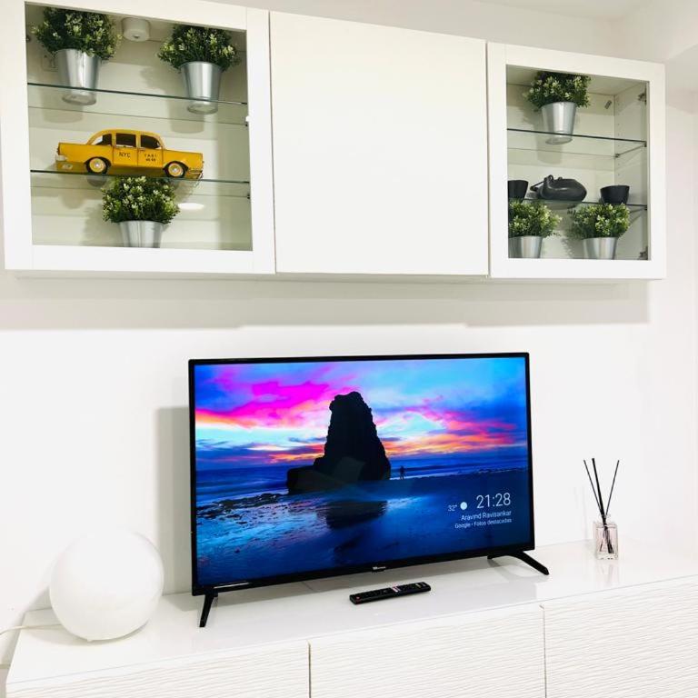 BEST FLAT NEAR REAL MADRID STADIUM - Two-Bedroom Apartment - 10
