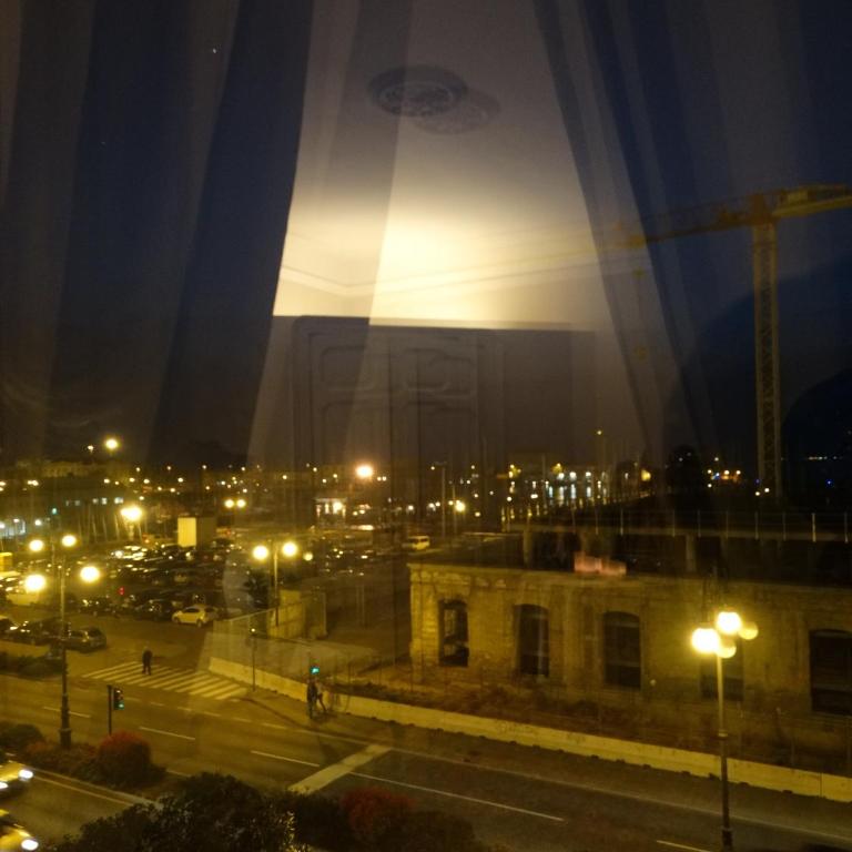 Piazza Venezia Le Camere - Deluxe King Room with Sea View - 3