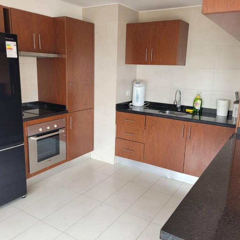 Moderno departamento cerca al malecón - One-Bedroom Apartment - 16