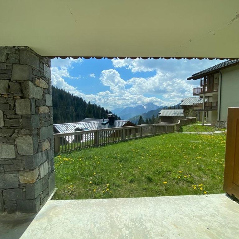 Appartement avec Terrasse, Jardin et Piscine Chauffée à Crest-Voland - 6 Pers. - FR-1-733-136 - Apartment - 12