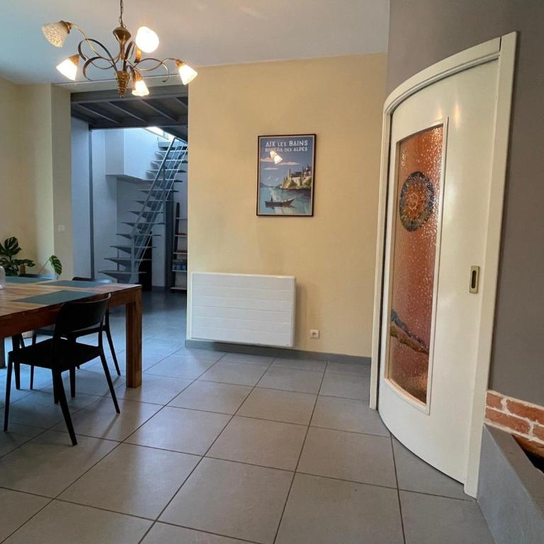 Aix-les-Bains T3 avec terrasse, parking et animaux permis - FR-1-555-91 - Apartment - 2