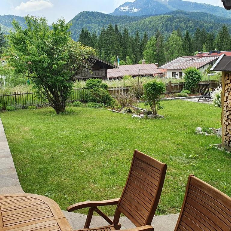 Chalet Weitsee - Apartment mit Terrasse - 11