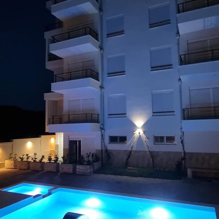 Cold Bay Mansion Luxury Sea View Suites - One-Bedroom Apartment - 6