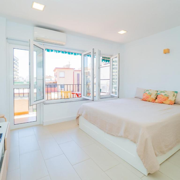 Cubo's Fuengirola Leisure Port - Studio with Terrace - 12