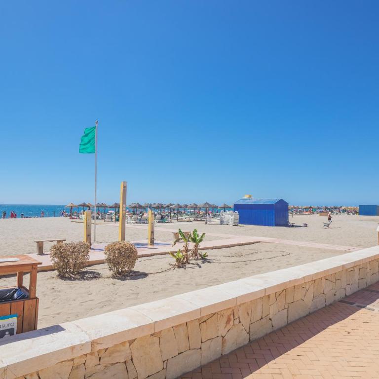 Cubo's Fuengirola Leisure Port - Studio with Terrace - 31