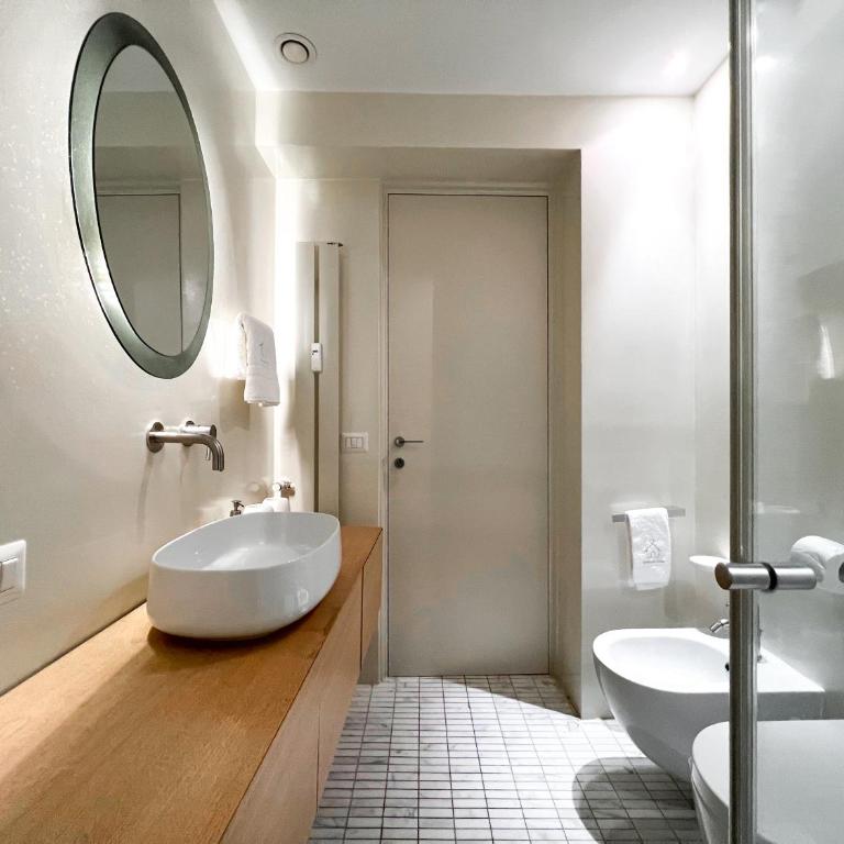 [Luxury House & Secret Garden] - Strategic location, 100m to Metro B - Appartamento con 2 Camere da Letto - 7