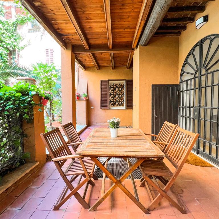 [Luxury House & Secret Garden] - Strategic location, 100m to Metro B - Appartamento con 2 Camere da Letto - 5