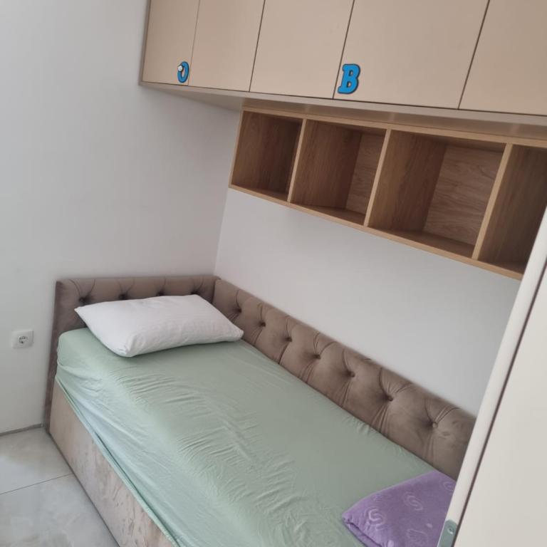 Villa with Pool & Garden apartment 2 Vuk - Two-Bedroom Apartment - 12