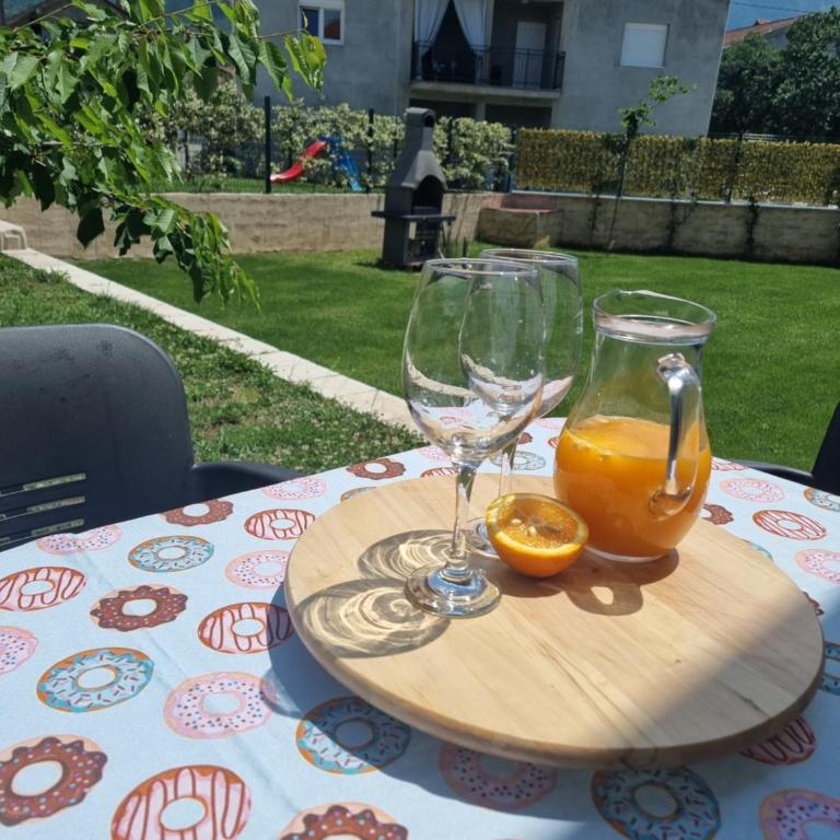 Villa with Pool & Garden apartment 2 Vuk - Two-Bedroom Apartment - 10