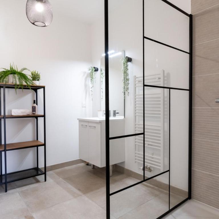 Appart Neuf, parking et plage - Appartement 1 Chambre - 35