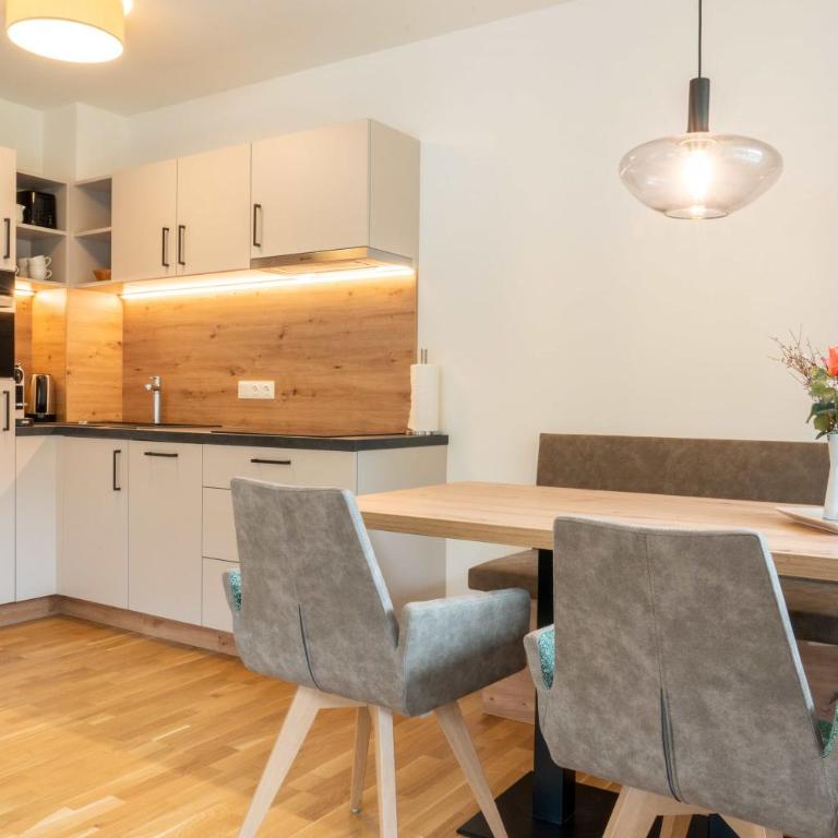 Bauernhofhotel "die Unterbergerin" - Zimmer mit Frühstück und Ferienwohnungen in Gastein mit GRATIS Thermeneintritt - Apartment mit 1 Schlafzimmer - 6
