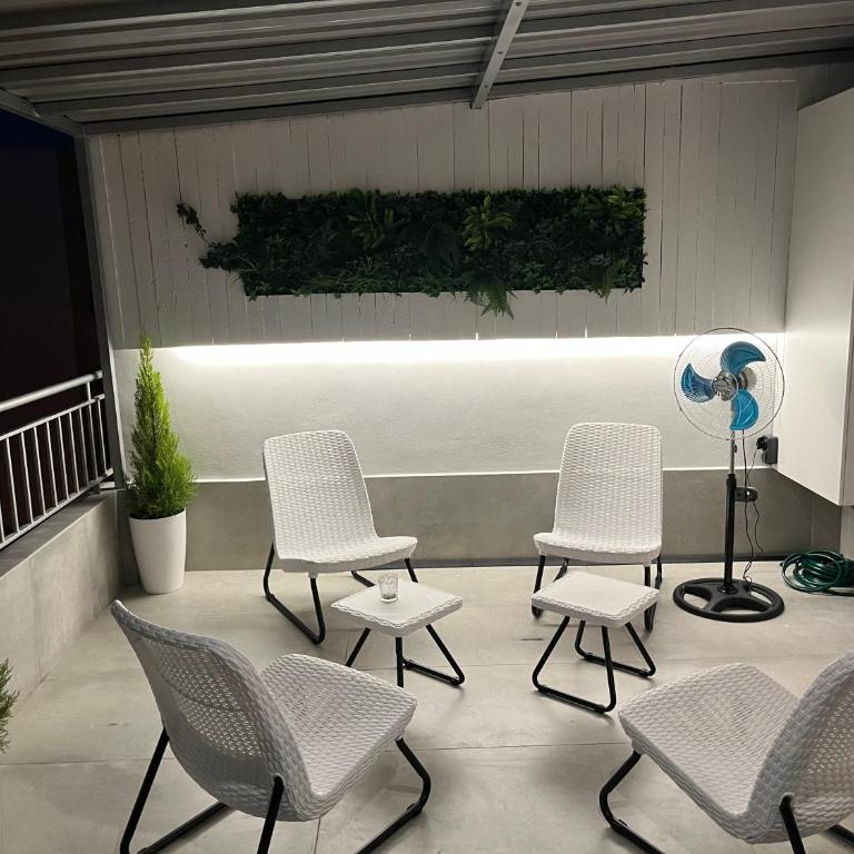 Home to chill - One-Bedroom Apartment - 1