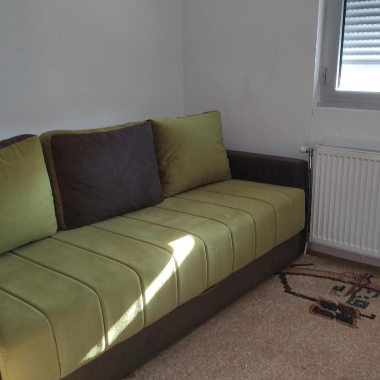 Stan na dan Nis - Apartman sa 2 Spavaće Sobe i Balkonom - 11