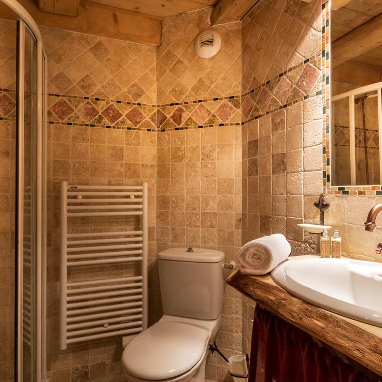 Appartement de Charme avec Cheminée et Grande Mezzanine à Val-d'Isère - FR-1-694-189 - Apartment - 15