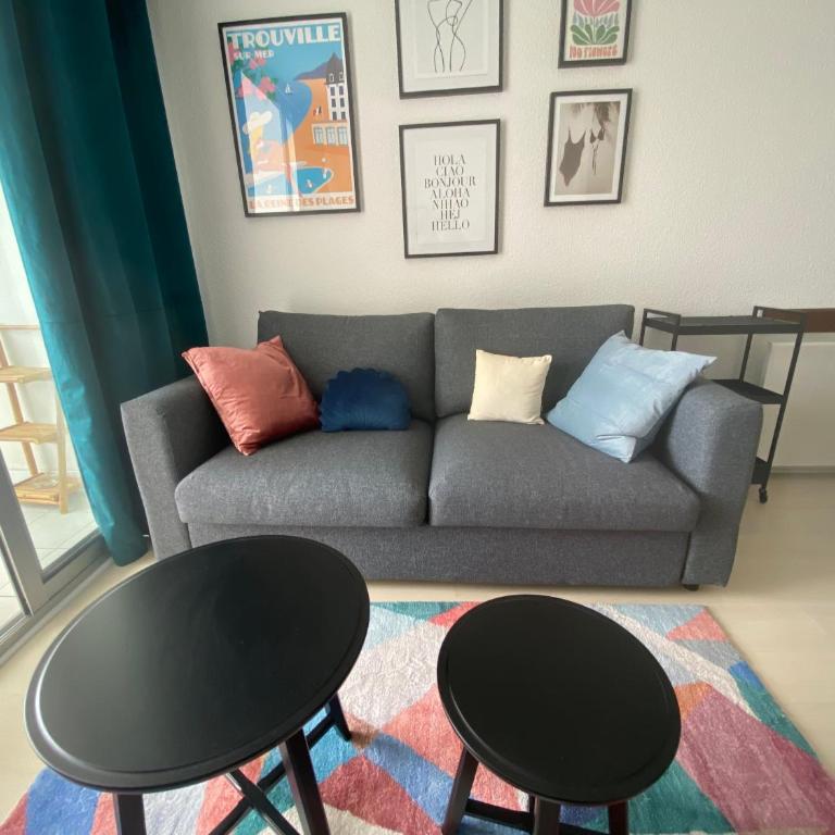 Très joli Appartement 2P au Beach Résidence Trouville- Piscine & vue port - One-Bedroom Apartment - 11