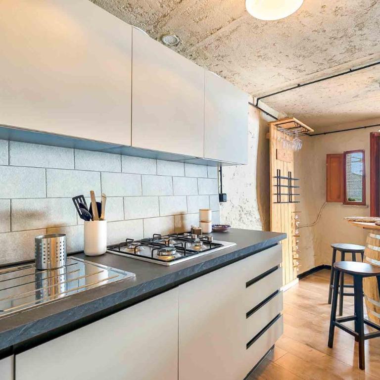 Casa Luciana, TerreMarine, Trekking and Nature - Two-Bedroom House - 8