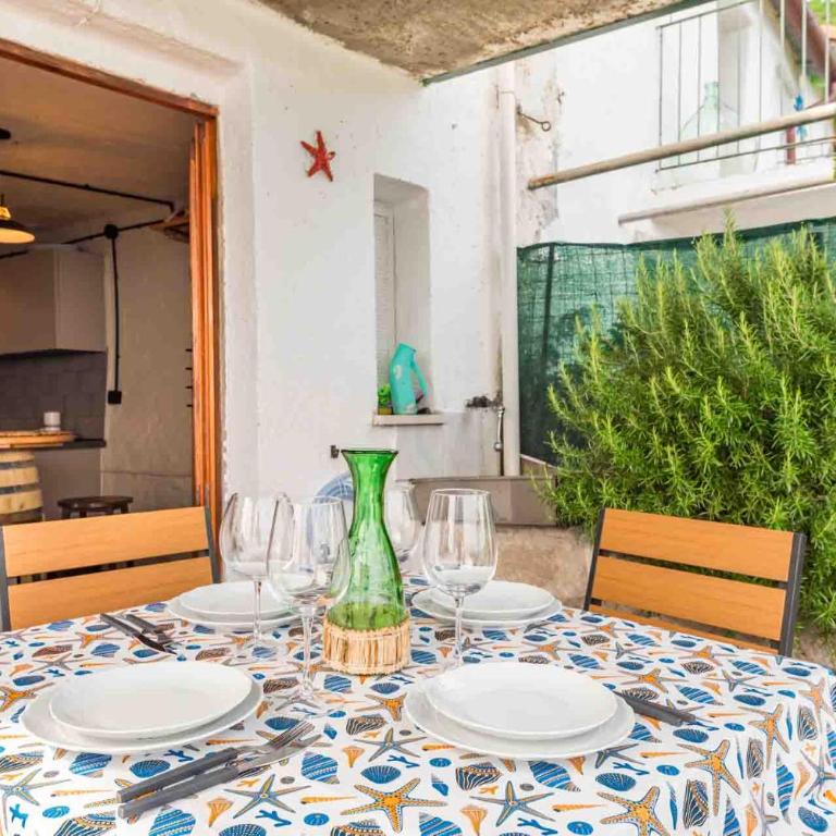 Casa Luciana, TerreMarine, Trekking and Nature - Two-Bedroom House - 18
