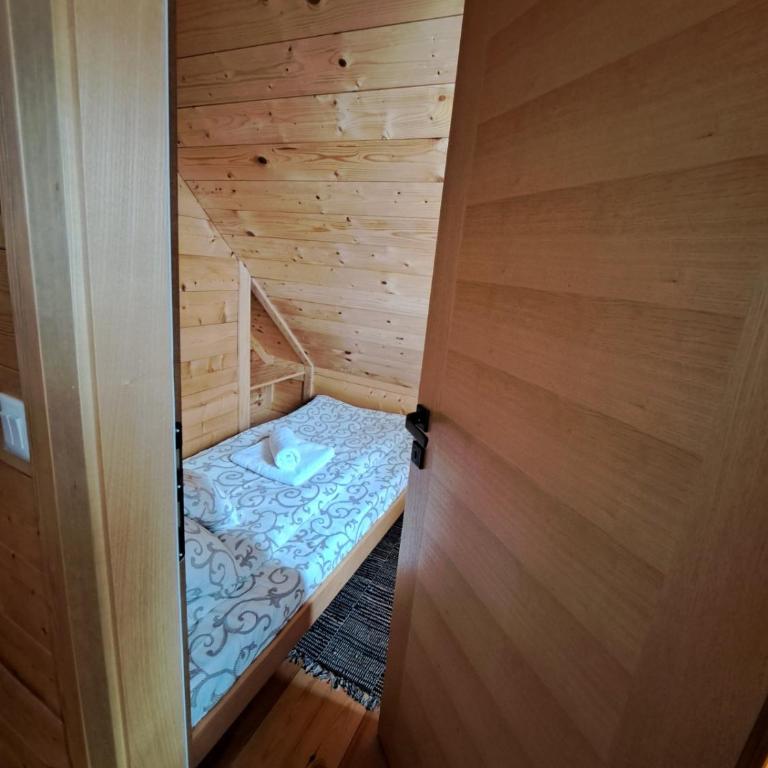 Casper Brvnara - Three-Bedroom Chalet - 33