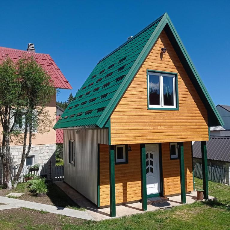 Cottage Usovic - Two-Bedroom Chalet - 1