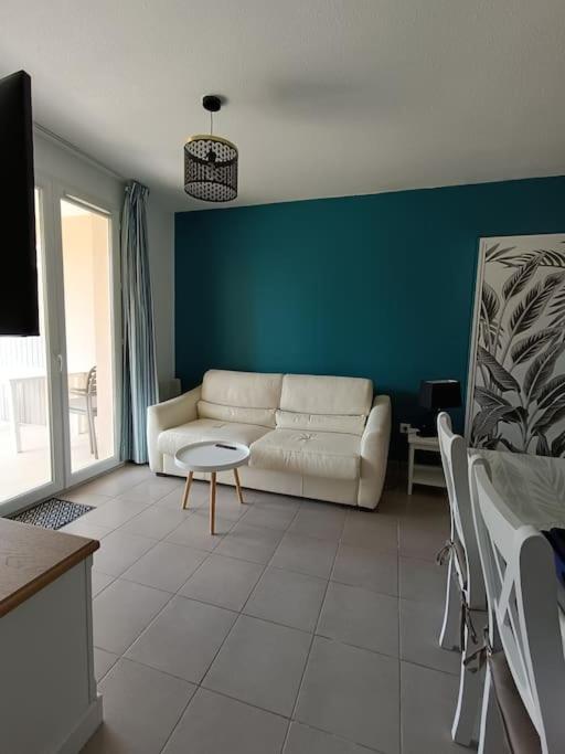 L'argentière, proche plage,Résidence piscine, Tennis, parking - Appartement 1 Chambre - 22