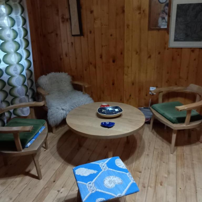 Vikendica Malović - Three-Bedroom House - 47