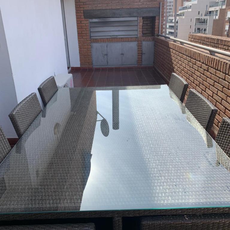 HERMOSO DÚPLEX DE CATEGORÍA COMPLETAMENTE EQUIPADO - Apartamento Dúplex - 4