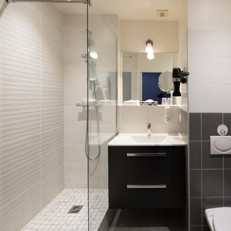 Best Western Adagio Saumur - Chambre Familiale - 8