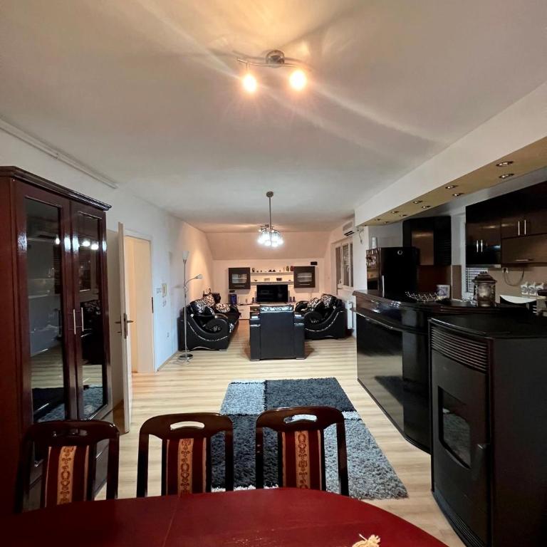 BIG Apartman - Apartman sa 3 Spavaće Sobe - 8