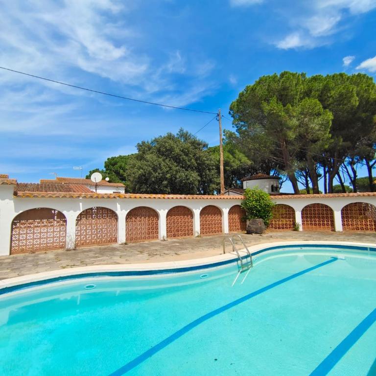 Villa Arc con piscina y jardin by Vacay L'Escala - Casa - 59