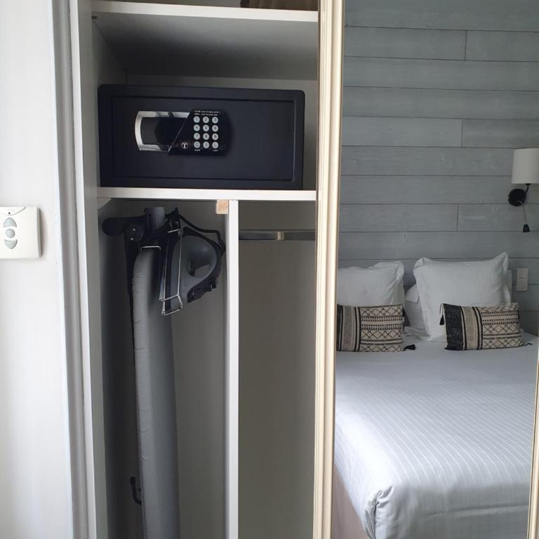 Logis Hotel La Closerie - Chambre Double Standard - 8