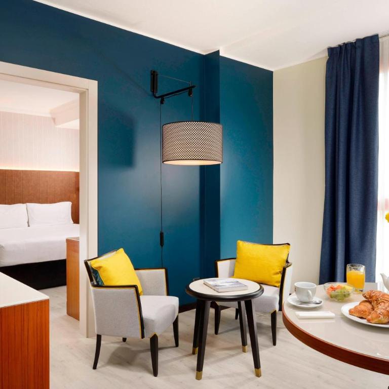 Four Points by Sheraton Siena - Suite King con 1 Camera da Letto - 3