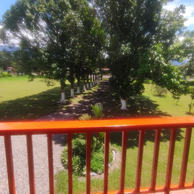 Finca Turistica Rural El Descanso, privada Restrepo, Meta - Colombia - Casa de 3 dormitorios - 45