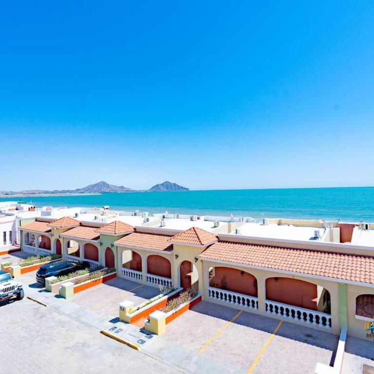 Amazing Beach View with WiFi - Jerry`s condo #5 - Casa - 2