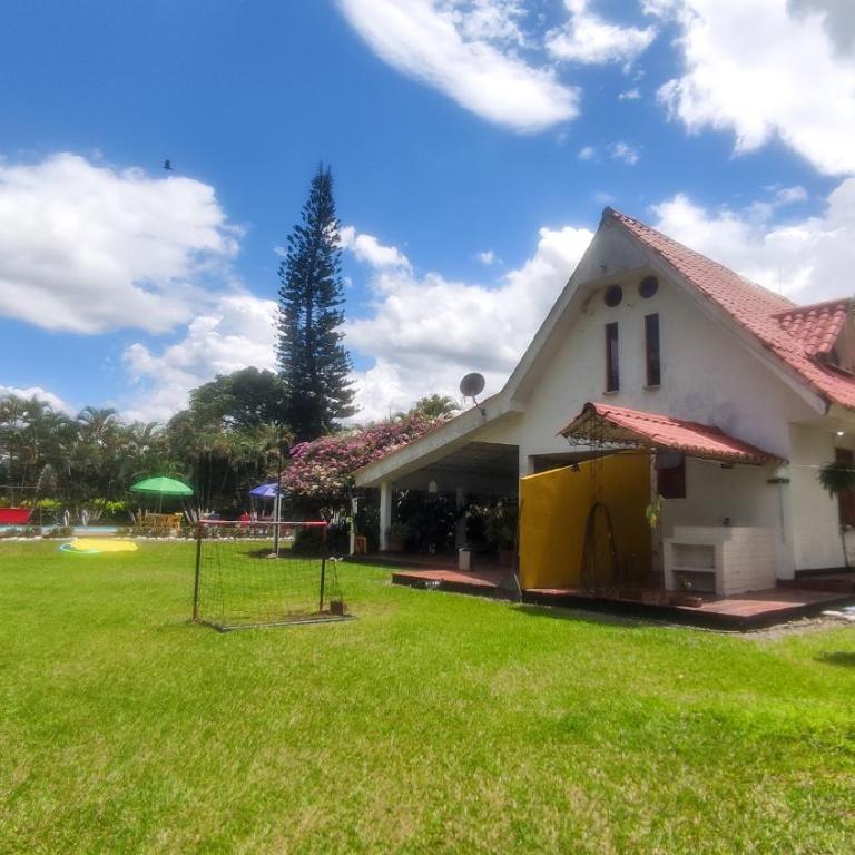 Finca Turistica Rural El Descanso, privada Restrepo, Meta - Colombia - Casa de 3 dormitorios - 6