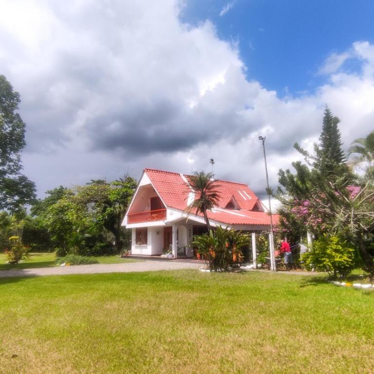 Finca Turistica Rural El Descanso, privada Restrepo, Meta - Colombia - Casa de 3 dormitorios - 64