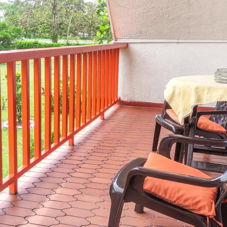 Finca Turistica Rural El Descanso, privada Restrepo, Meta - Colombia - Casa de 3 dormitorios - 70