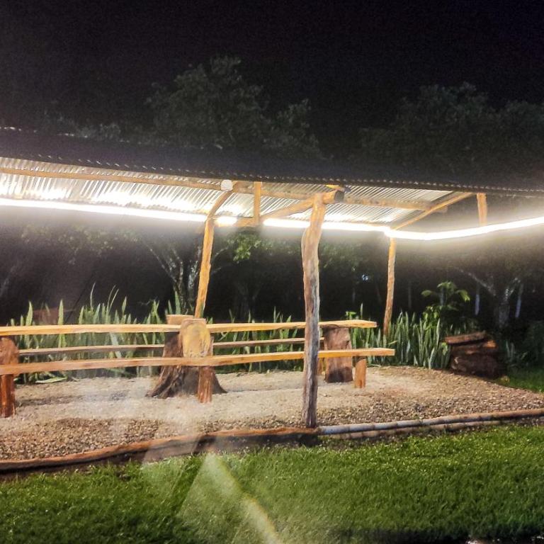 Finca Turistica Rural El Descanso, privada Restrepo, Meta - Colombia - Casa de 3 dormitorios - 80