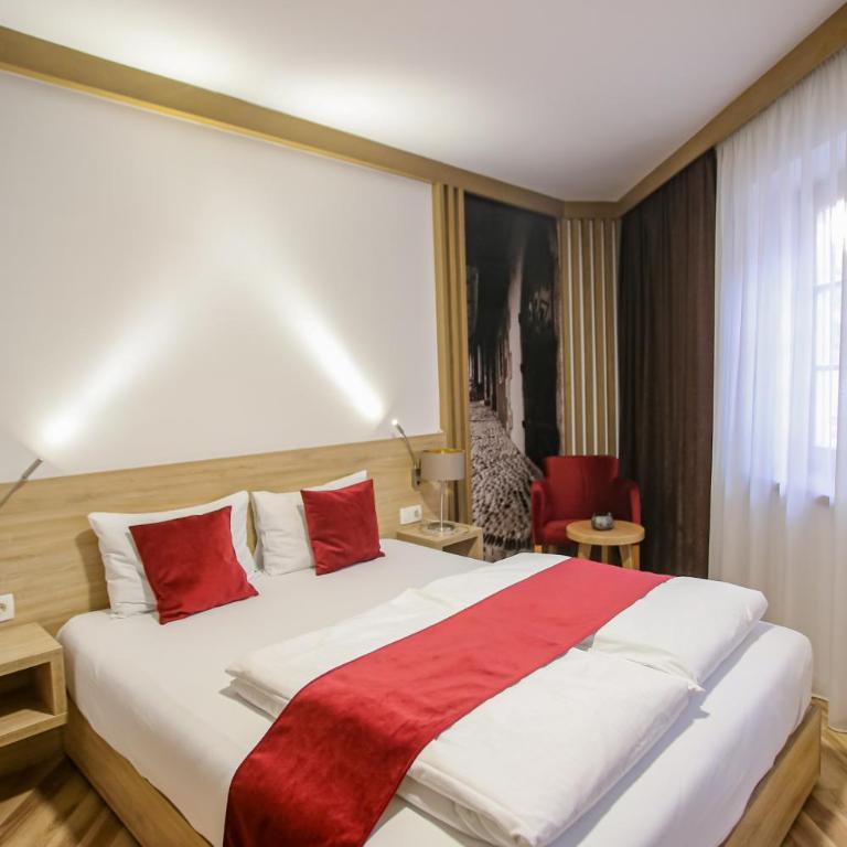 Hotel Emen - Double or Twin Room - 3