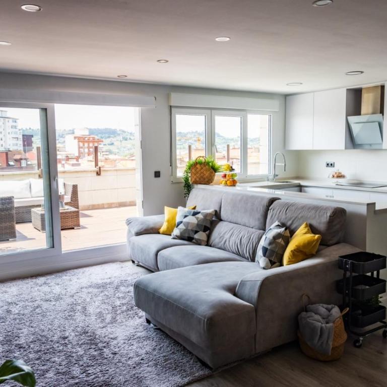 Lujoso ático entre 2 playas con garaje, terraza, vistas y wifi - Apartamento de 2 dormitorios - 6