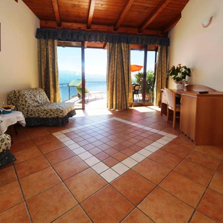 Park Hotel Zanzanù - Suite con Vista Lago - 3