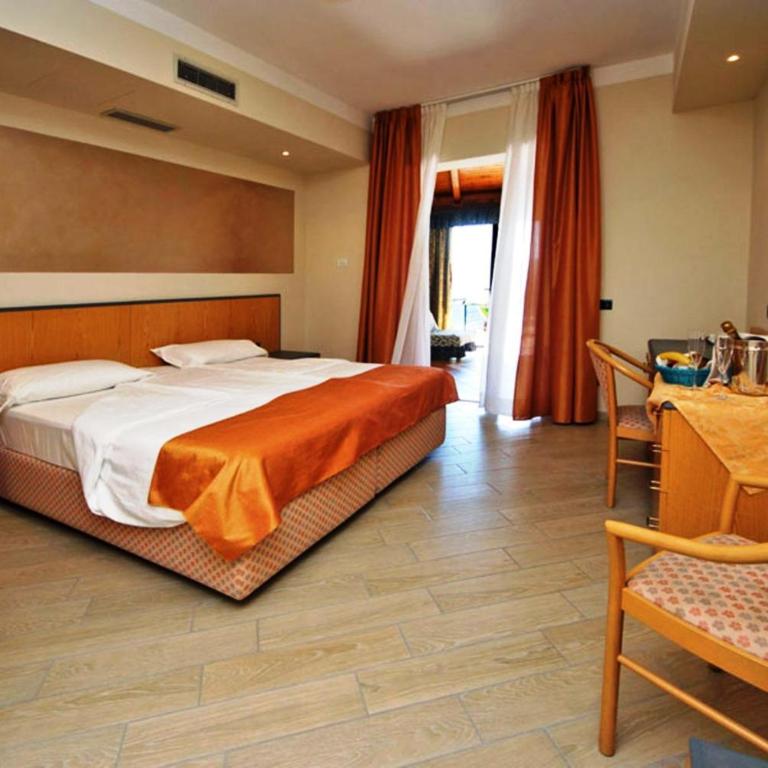Park Hotel Zanzanù - Suite con Vista Lago - 4