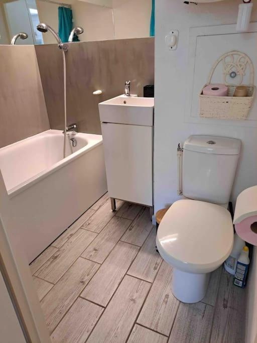 Bel appartement, proche plage les sablettes - Apartamento de 1 dormitorio - 5